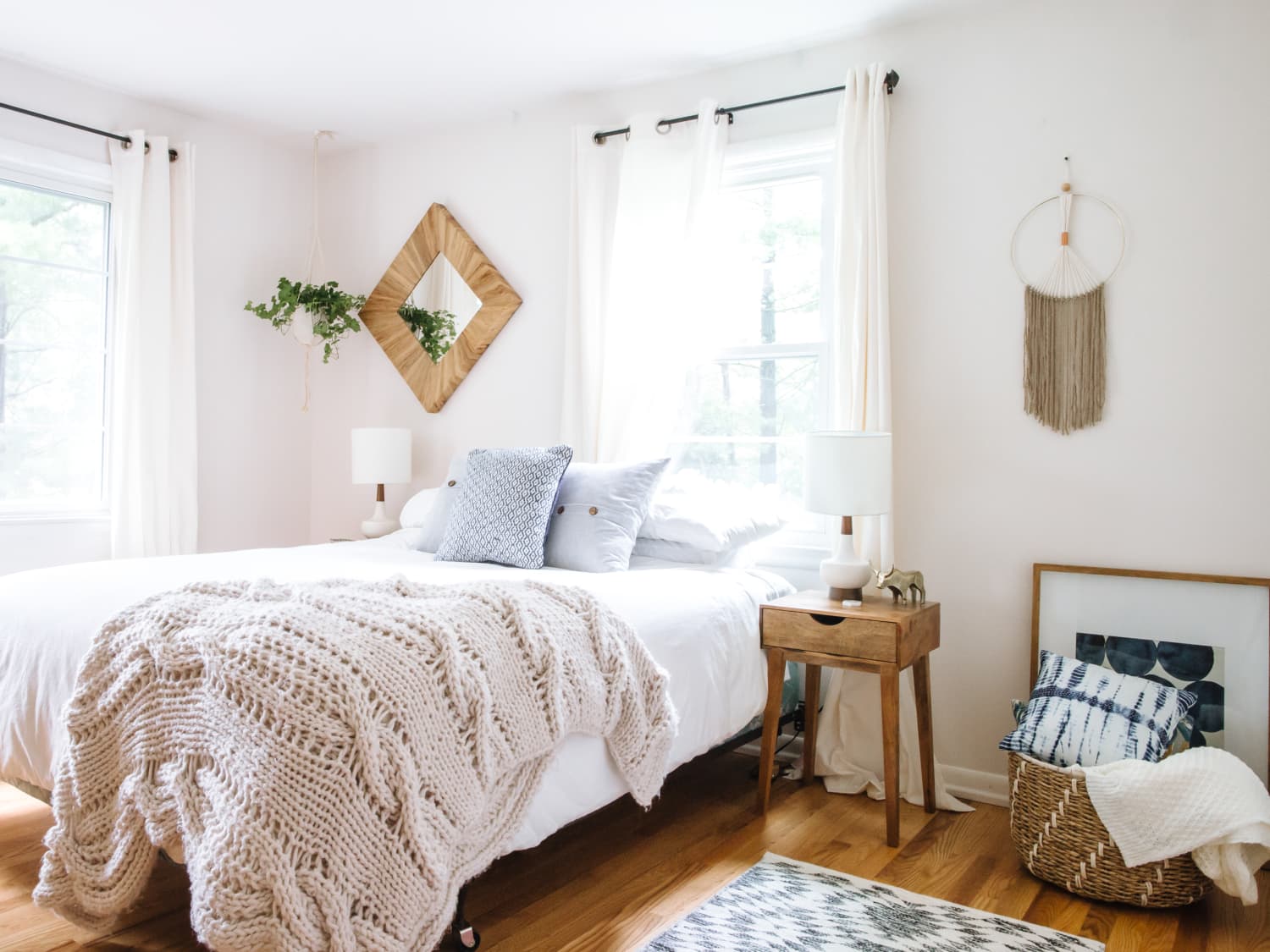 Cheap Bedroom Decor Finds Under $20