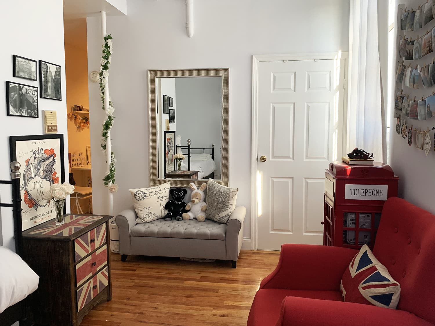 250 Square Foot Nyc Studio Apartment Photos Apartment Therapy
