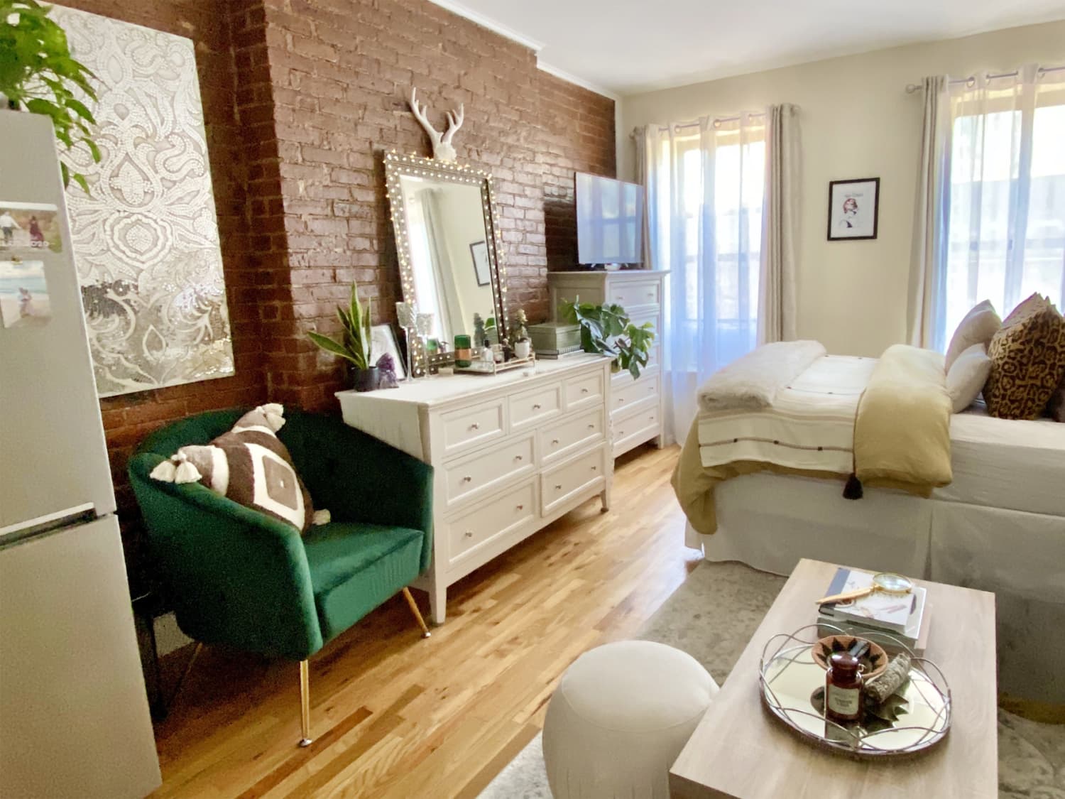300 Square Foot Nyc Glam Studio Apartment Photos Apartment Therapy