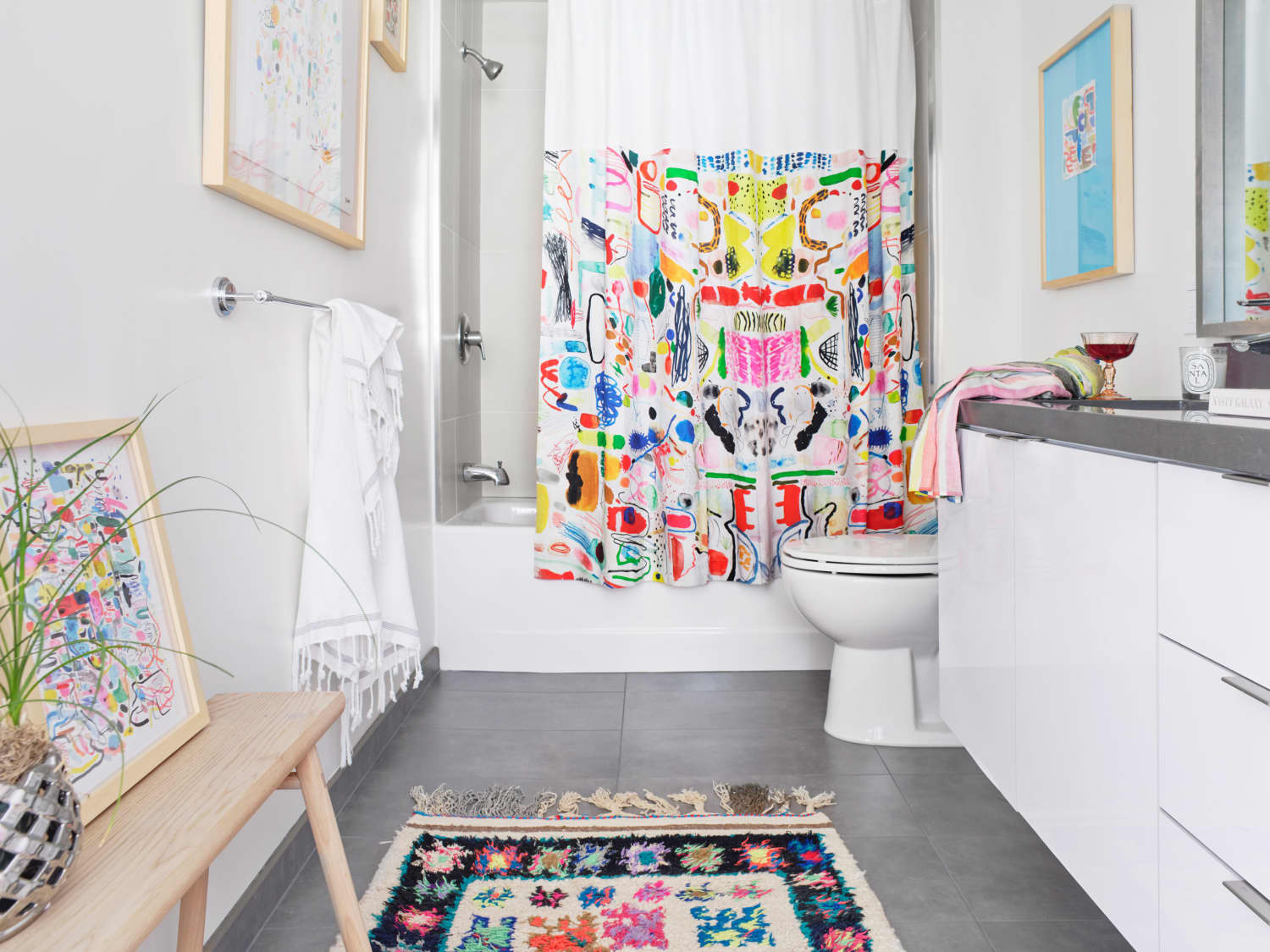 How to Clean a Toilet the Right Way | Reviews by Wirecutter, image size:1500x1125