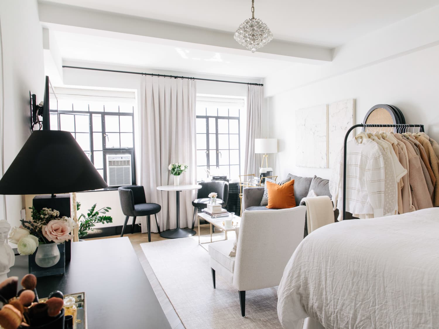 The Ultimate Guide to Loft Living: Chic Decor Tips & More