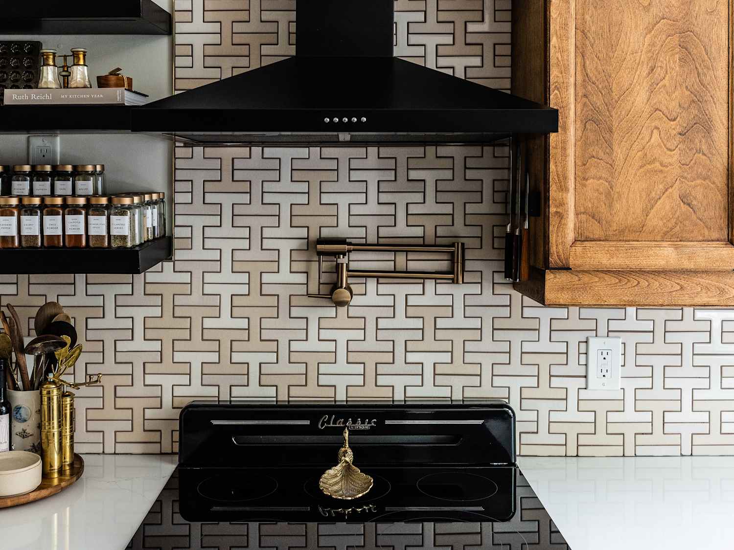 How to Cover Ugly Kitchen Wall Tiles: Easy & Stylish Solutions