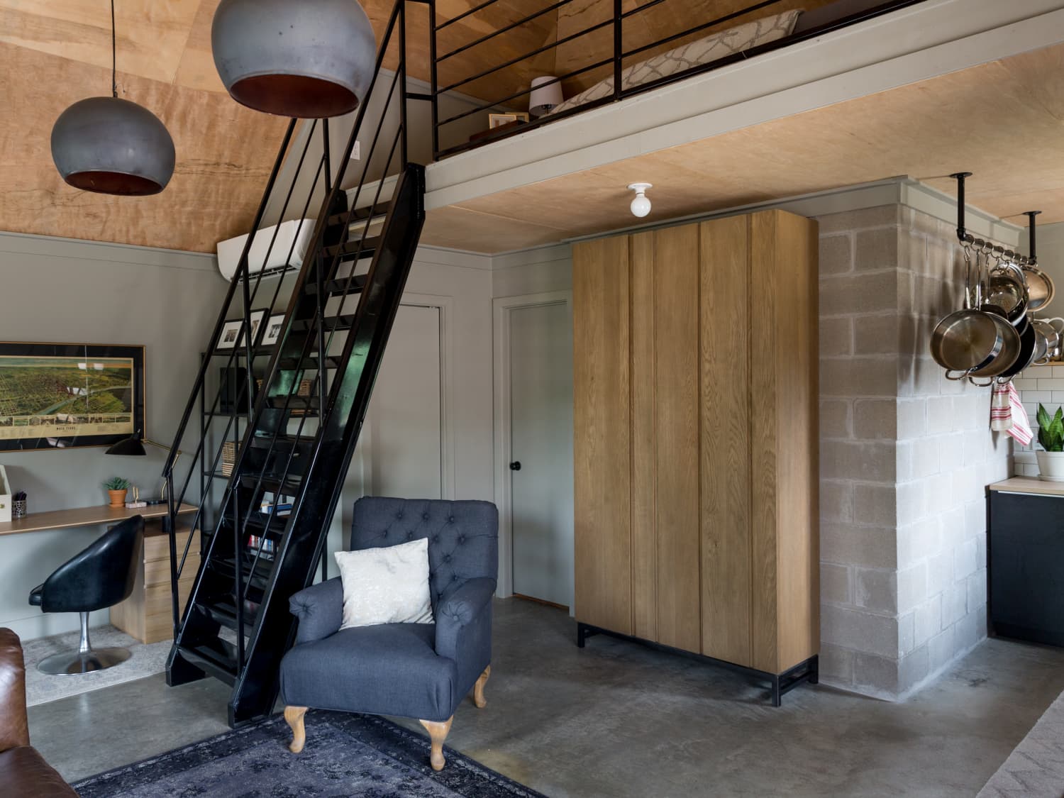 Garage Makeovers Convert Garage To Apartment Apartment Therapy