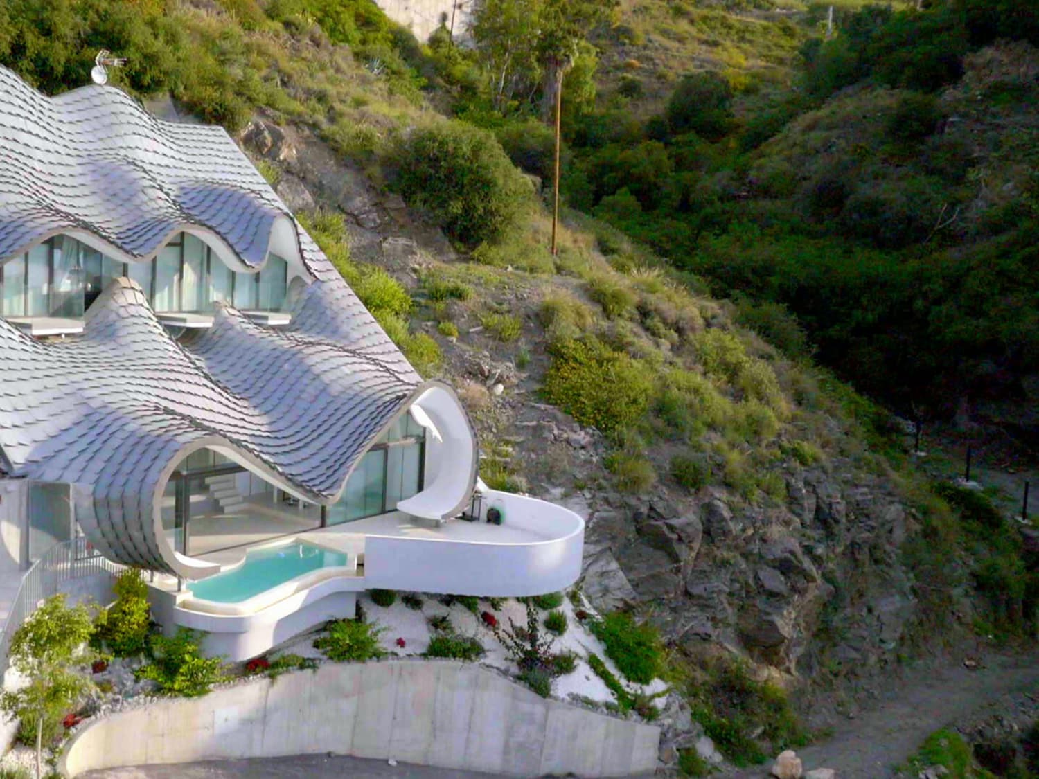 7 Must Watch Shows On Netflix If You Re Obsessed With Home Design Apartment Therapy As the nation becomes accustomed to living under lockdown, there's a feast of home improvement shows on netflix. 7 must watch shows on netflix if you re