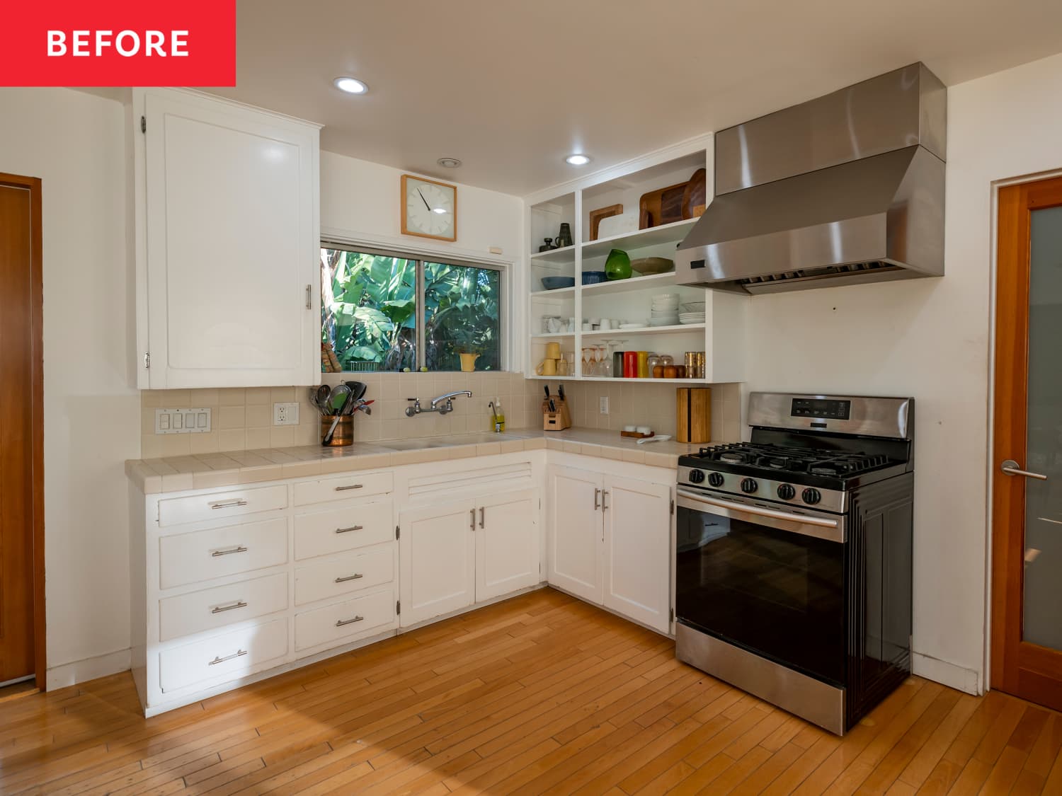 Drew Barrymore's “Anti-White” Kitchen Renovation Is Gorgeous