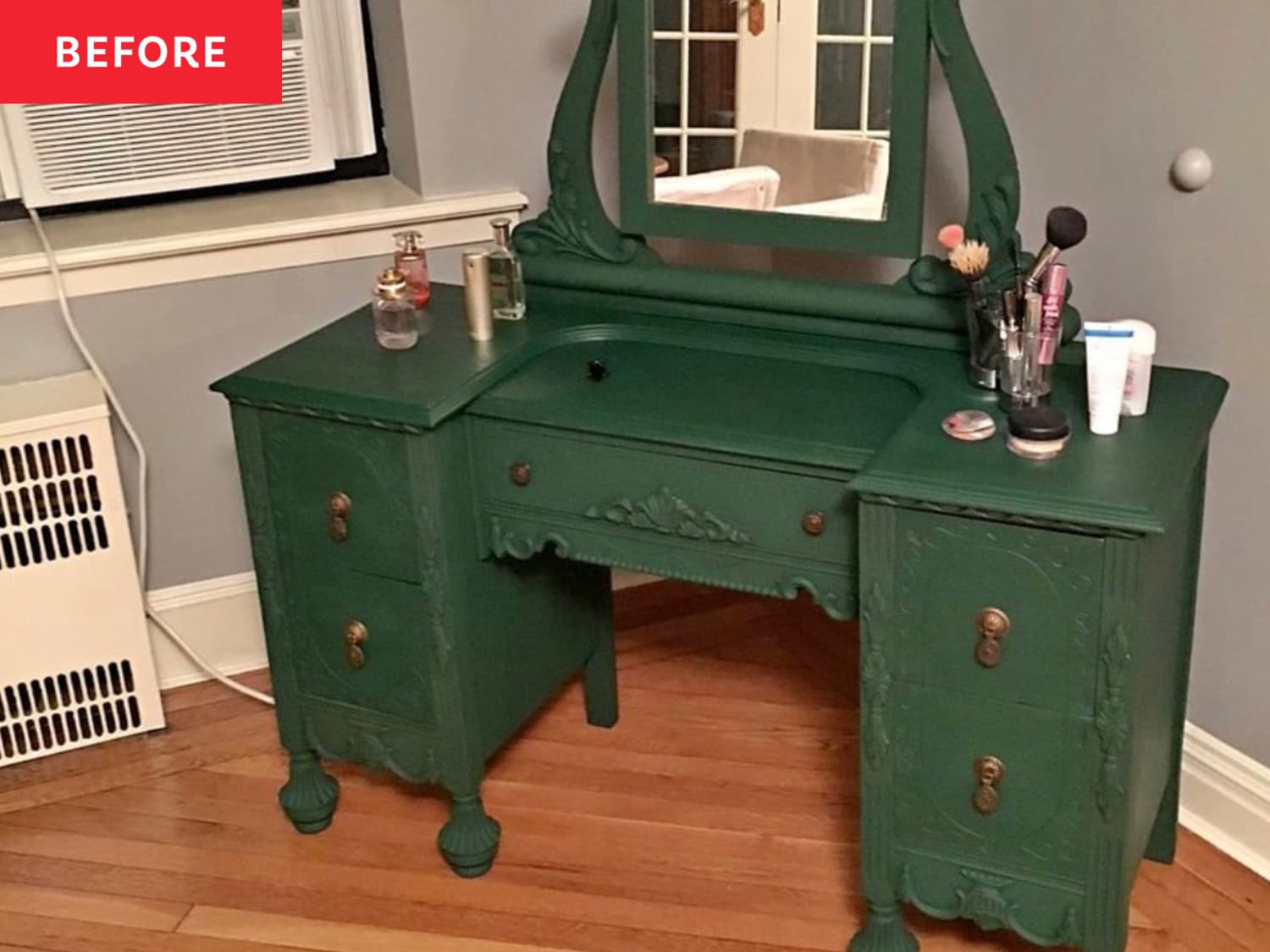 Vanity Paint Before \u0026 After Transformation — Photos | Apartment Therapy, image size:1500x1125