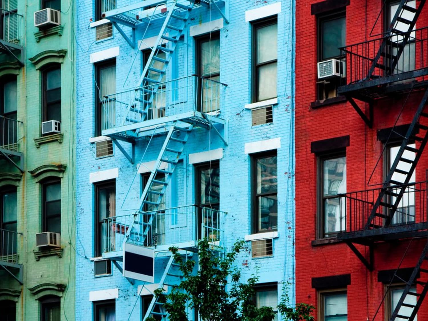 FIRE ESCAPE Balcony(S)