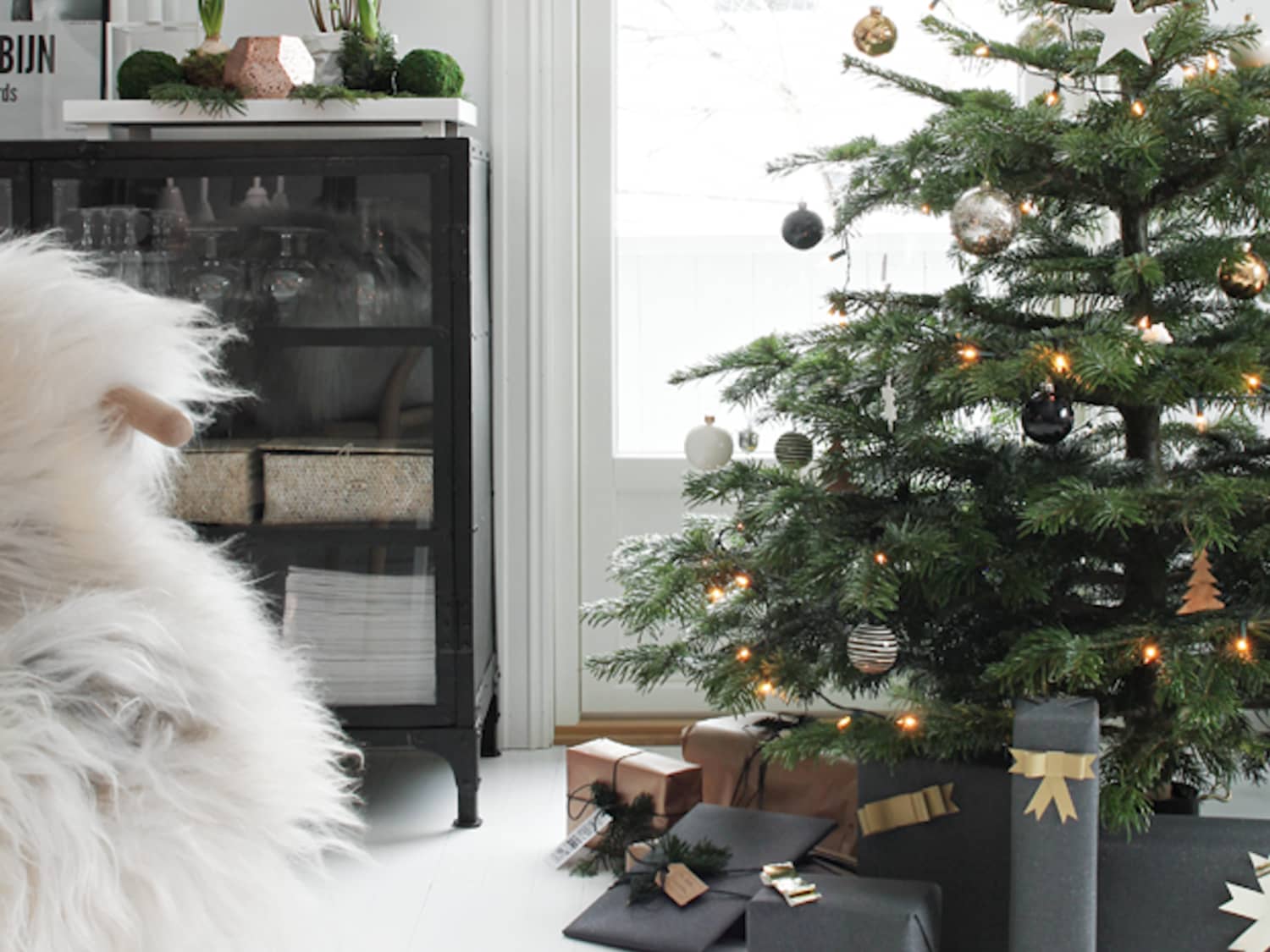 The Best Artificial Christmas Trees Of 2022 Reviews By Wirecutter