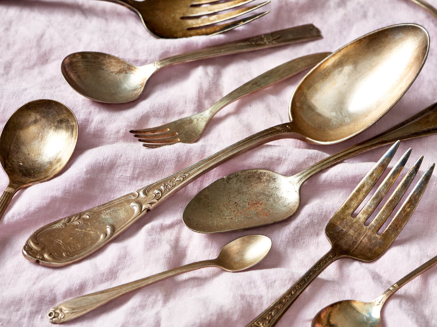 How do you clean silver cutlery clearance