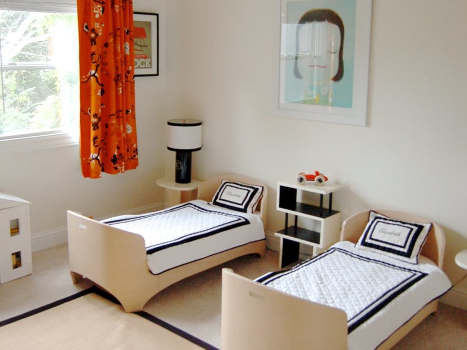 Multiple beds in shop small room