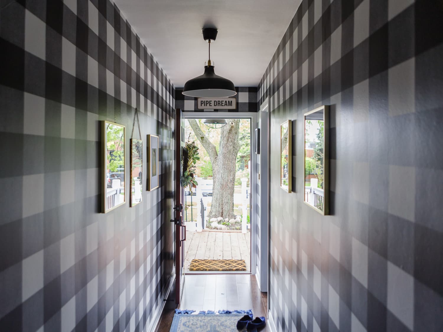 Decorating With Plaid Plaid Design Ideas Apartment Therapy