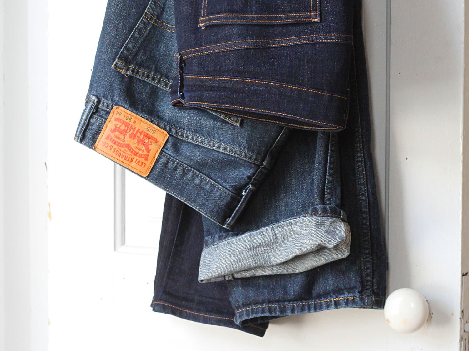 Soaking jeans in vinegar 2025