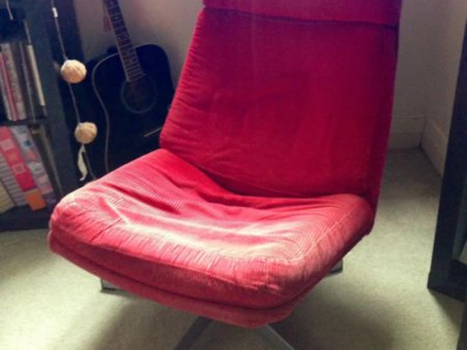 Guitar shop chair ikea