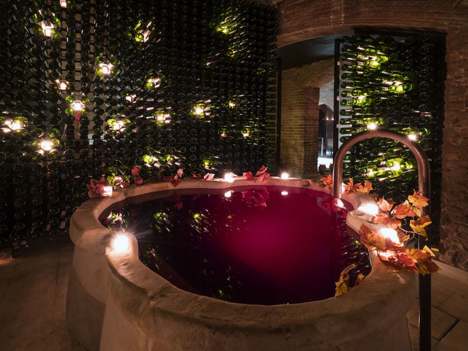 Red bath deals