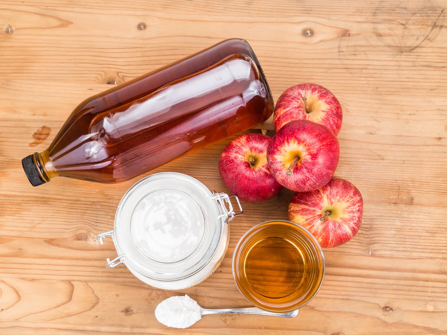 11 Ways to Clean Your Home with Apple Cider Vinegar Apartment Therapy