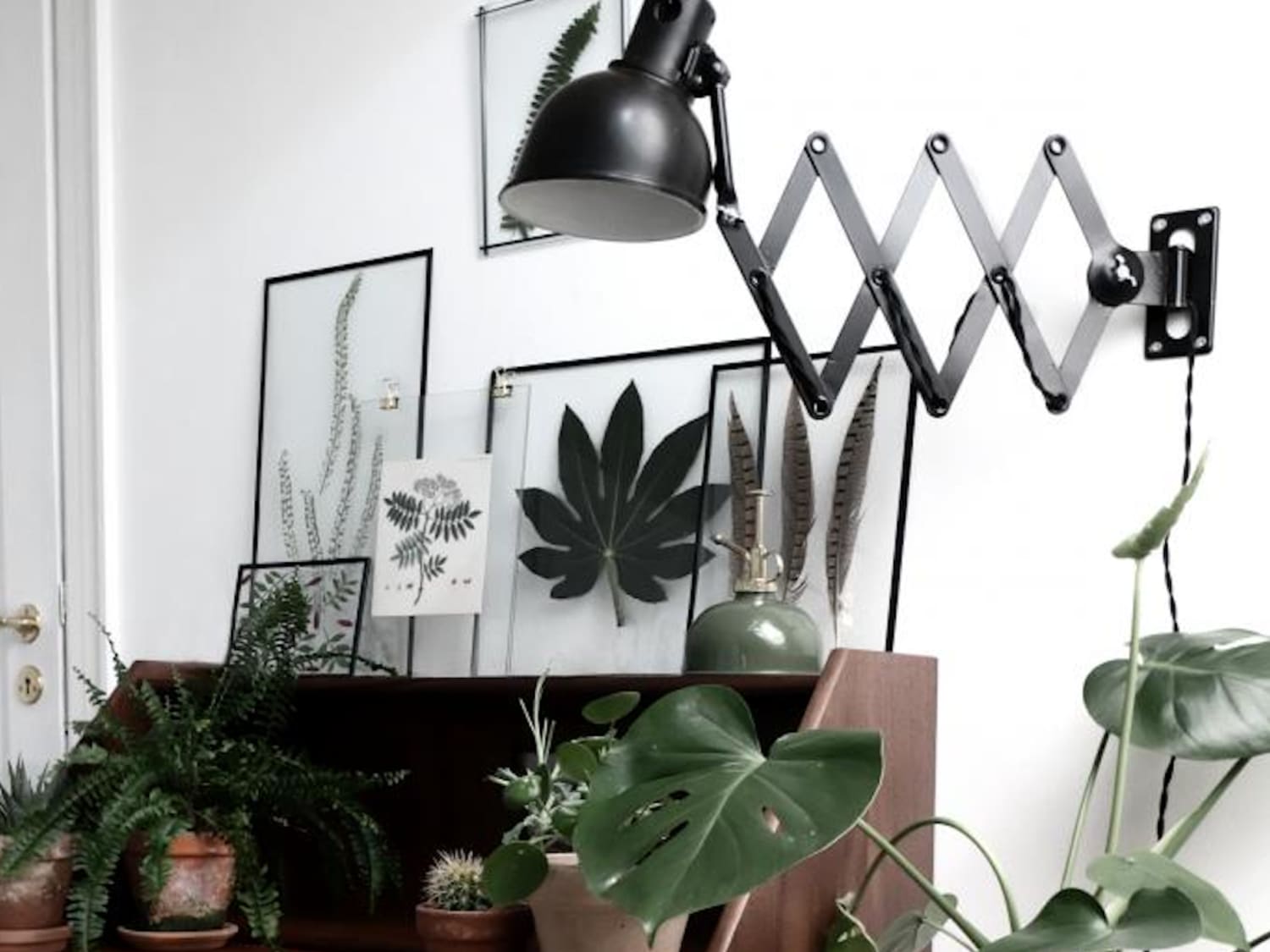 Floating glass picture frames deals