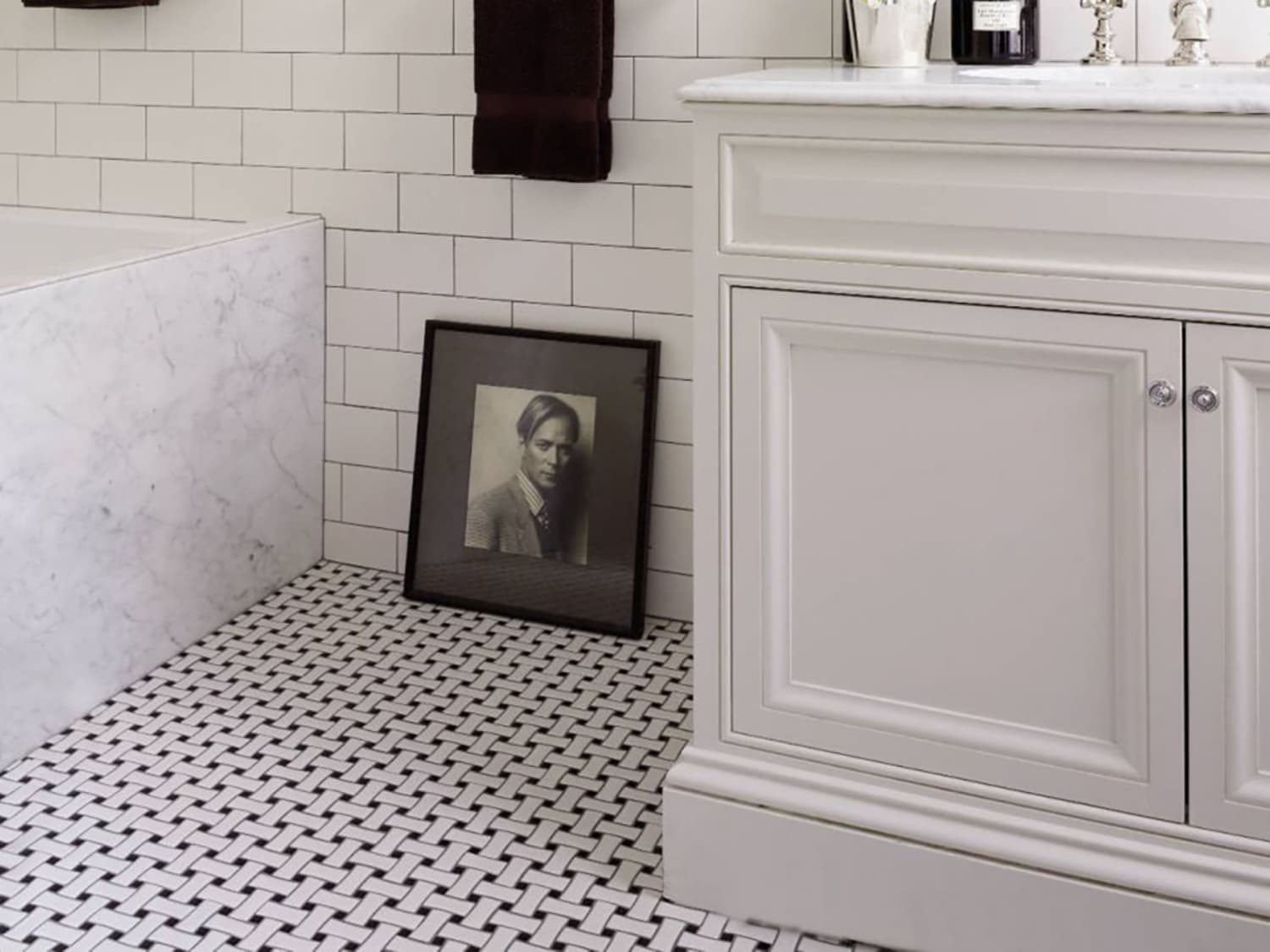 Classic Bathroom Floor Tile Patterns Flooring Guide by Cinvex