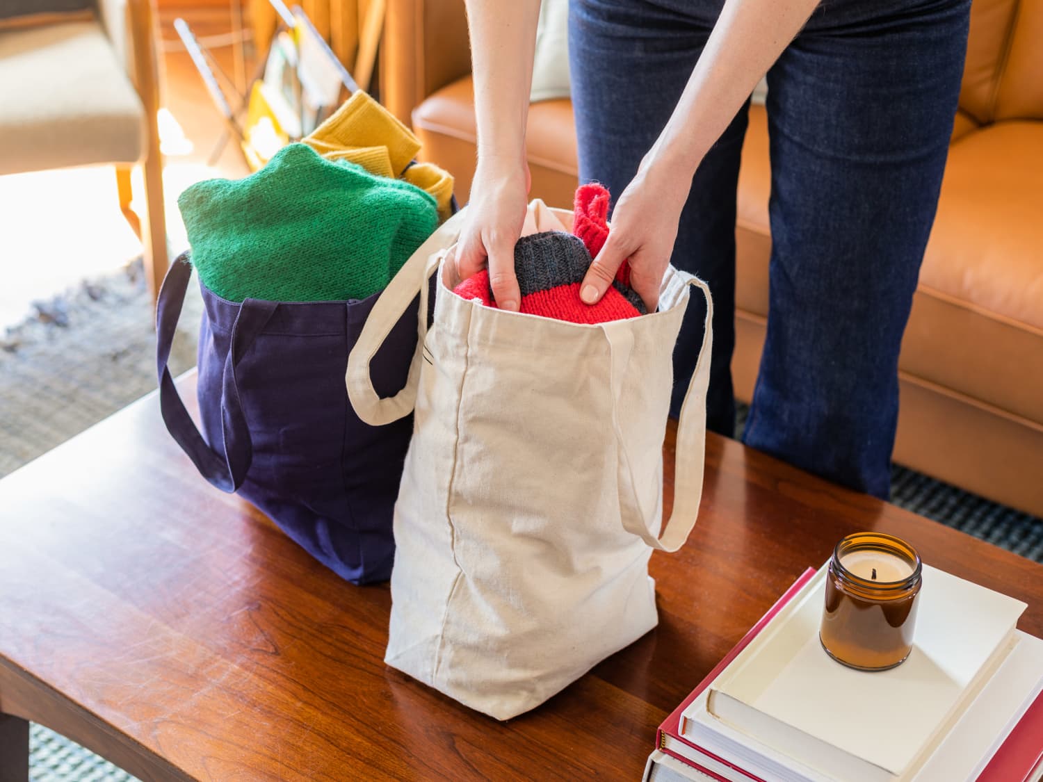 Decluttering my CHAOTIC life in 2022 (brutal closet cleanout