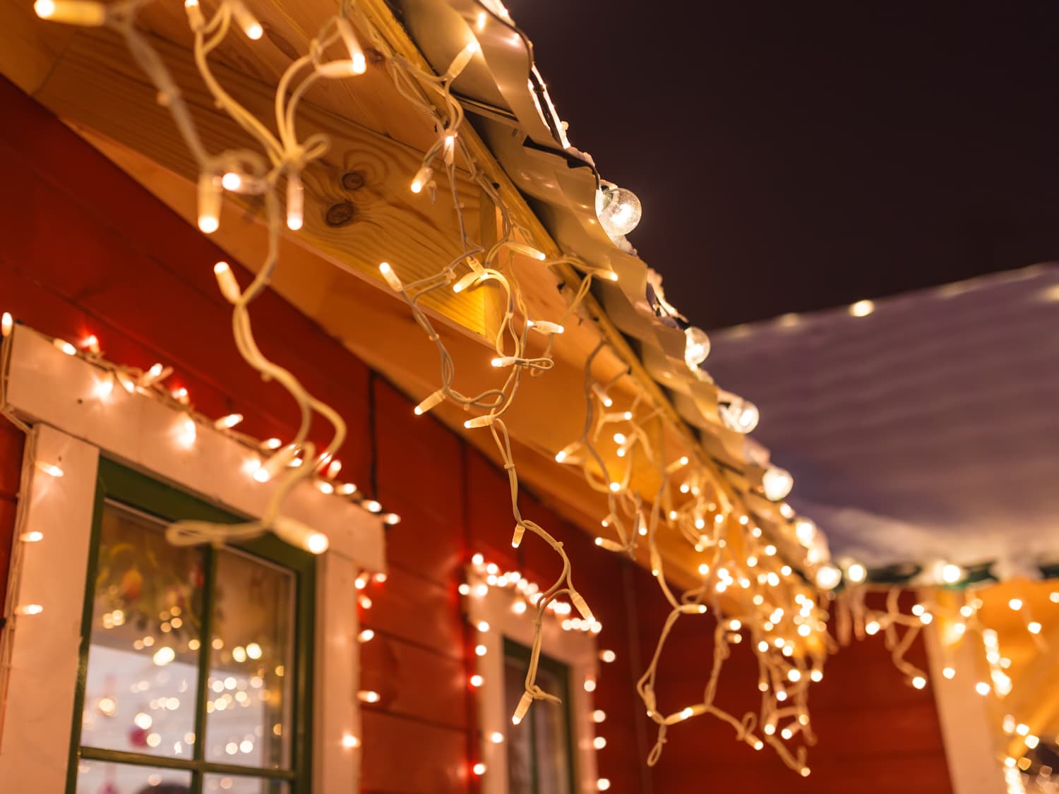 Non led outdoor online christmas lights