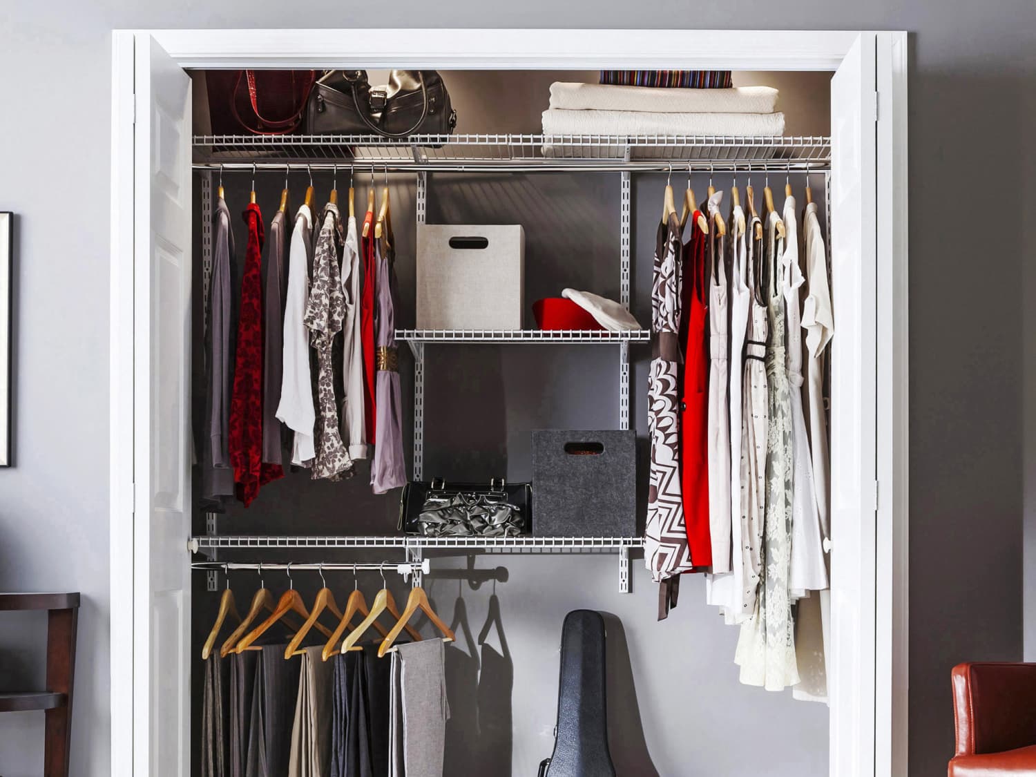 Rubbermaid Configurations Deluxe Closet Kit Review Apartment Therapy