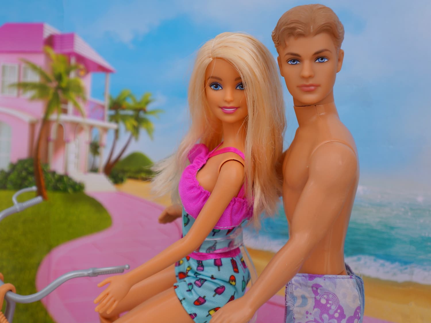 This Neon Kitchen Looks Like It s Out of the New Barbie Movie