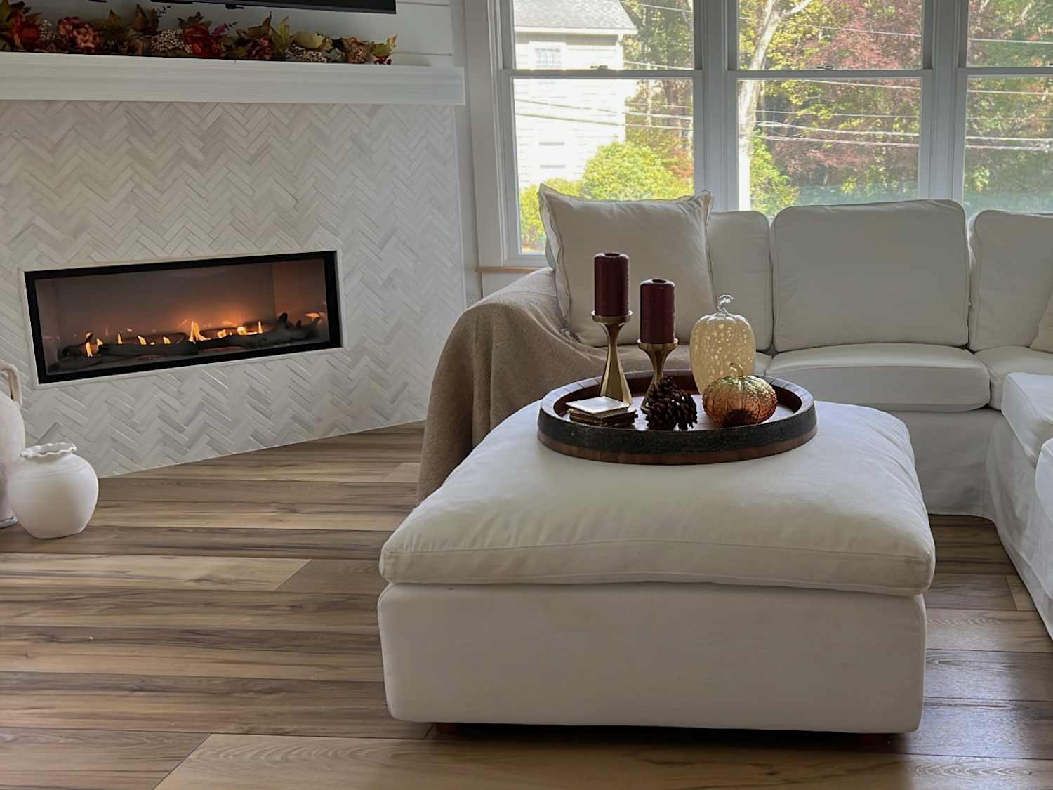 fall-decor-sofa-2