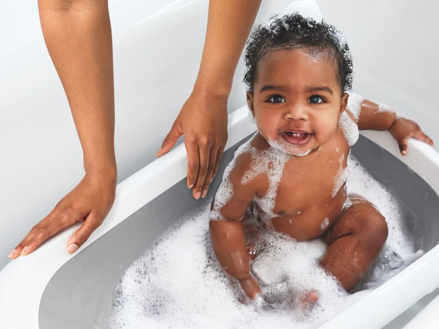 The OXO Baby Bath Tub Is a Dream for Small Bathrooms Cubby