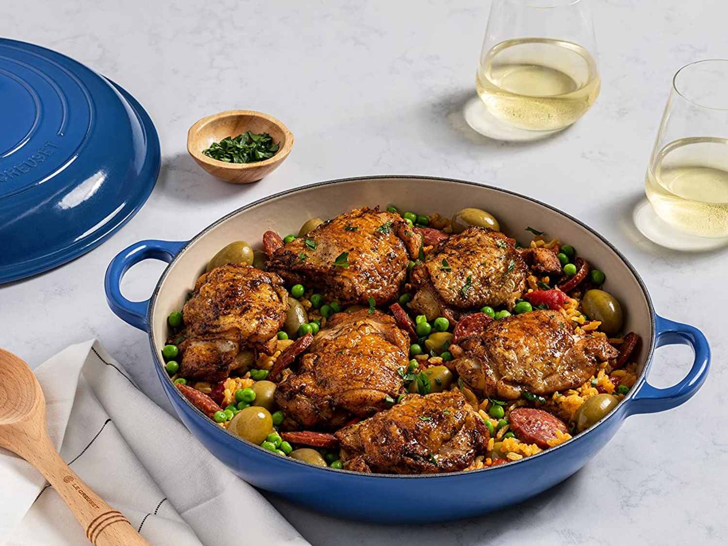 Le Creuset's Holiday Deals Include This “So Pretty” Snowflake