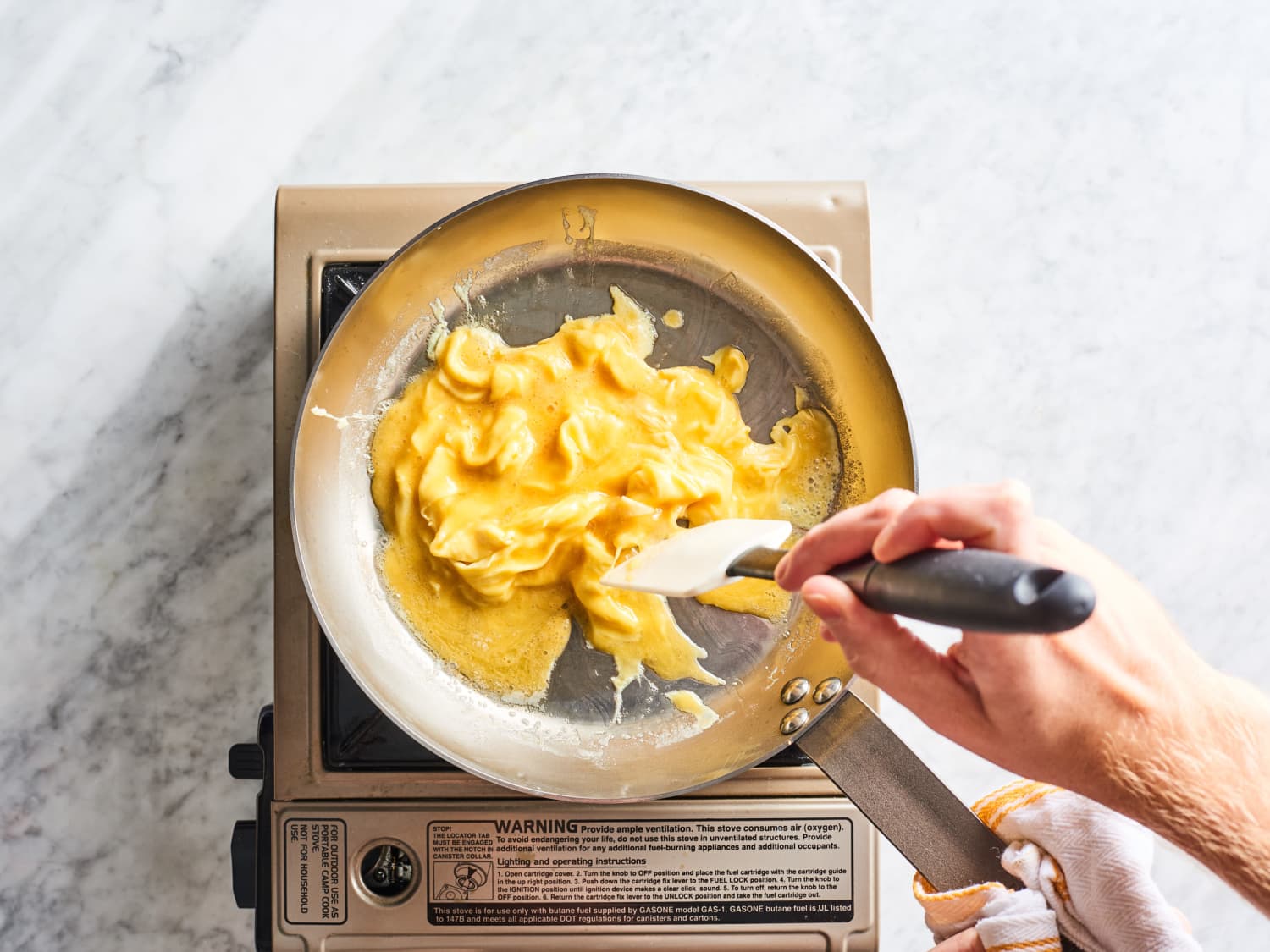 Unboxing & Egg Test: Marquette Castings Carbon Steel Skillet & Cast Iron  Skillet 