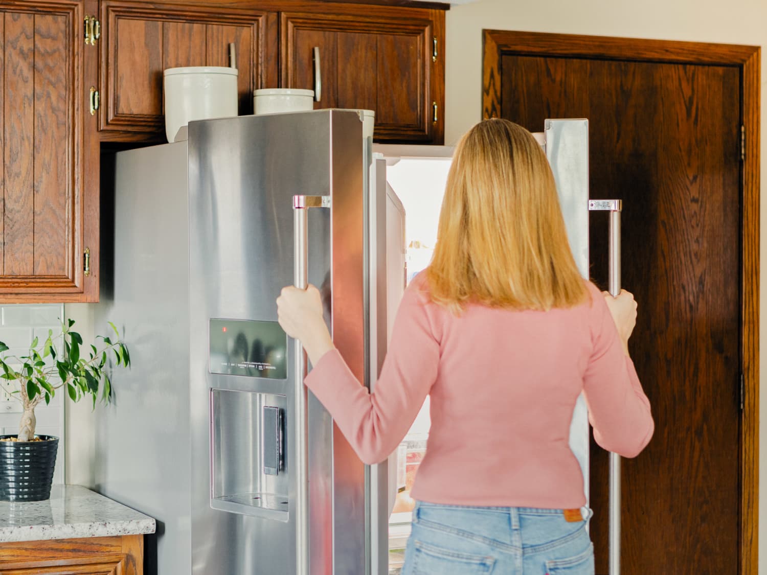 can a fridge bay lift a paper c lip Use heavy duty clips to organize your freezer and stop the frozen peas avalanche. : r/lifehacks These digital Polaroids are a