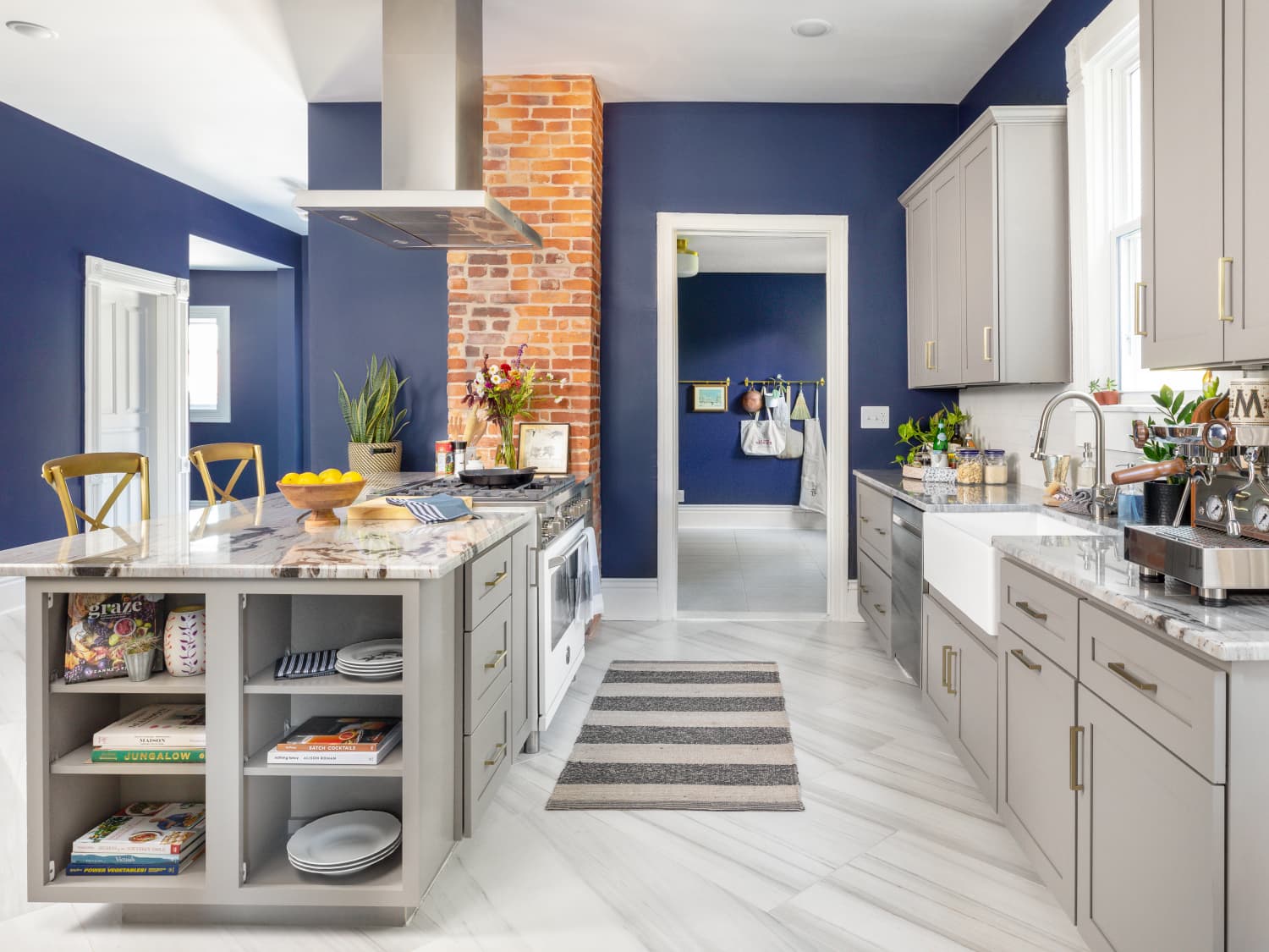 16 Kitchens that Will Make You Want to Retile Yours
