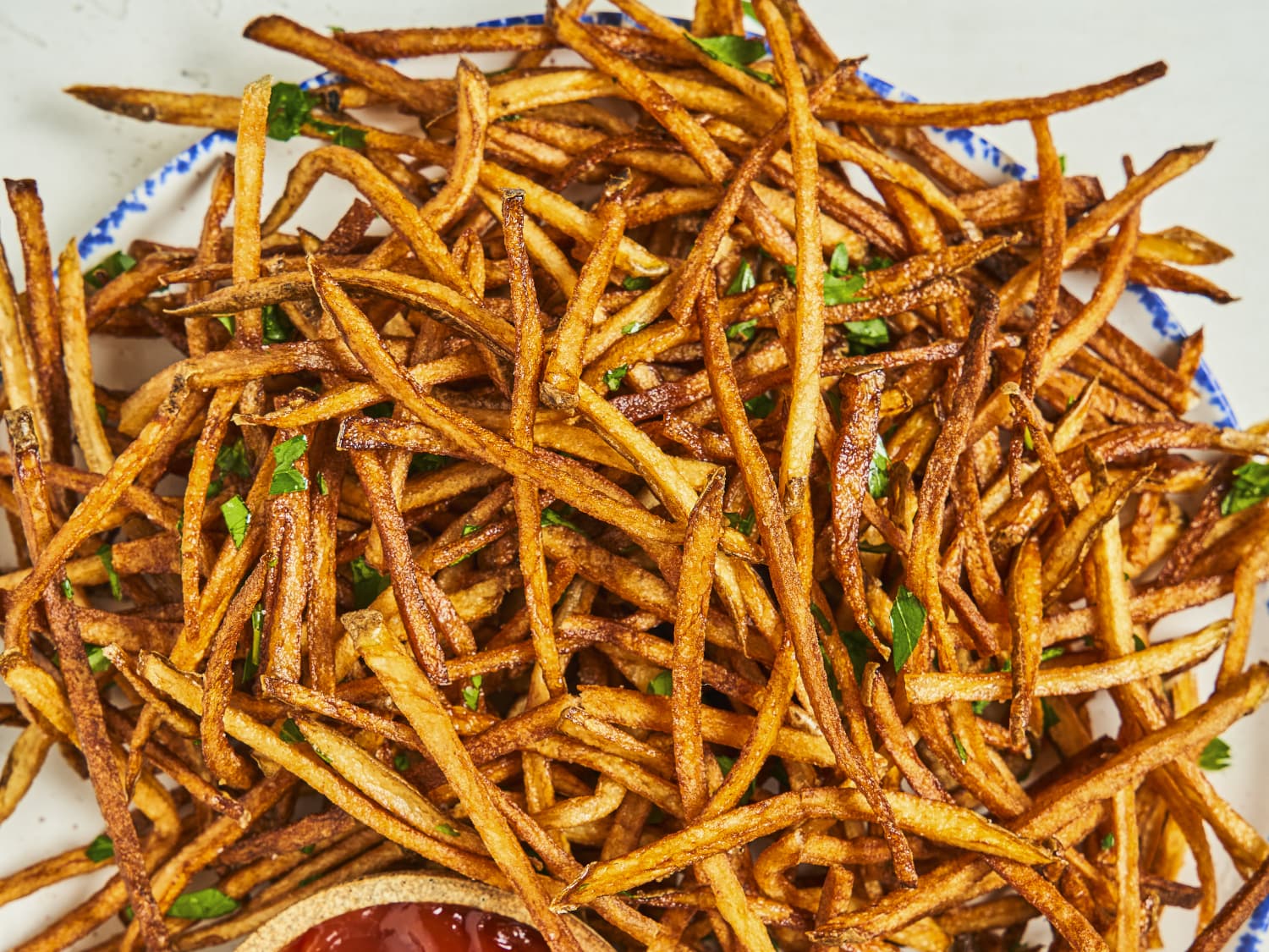 Shoestring Potatoes 