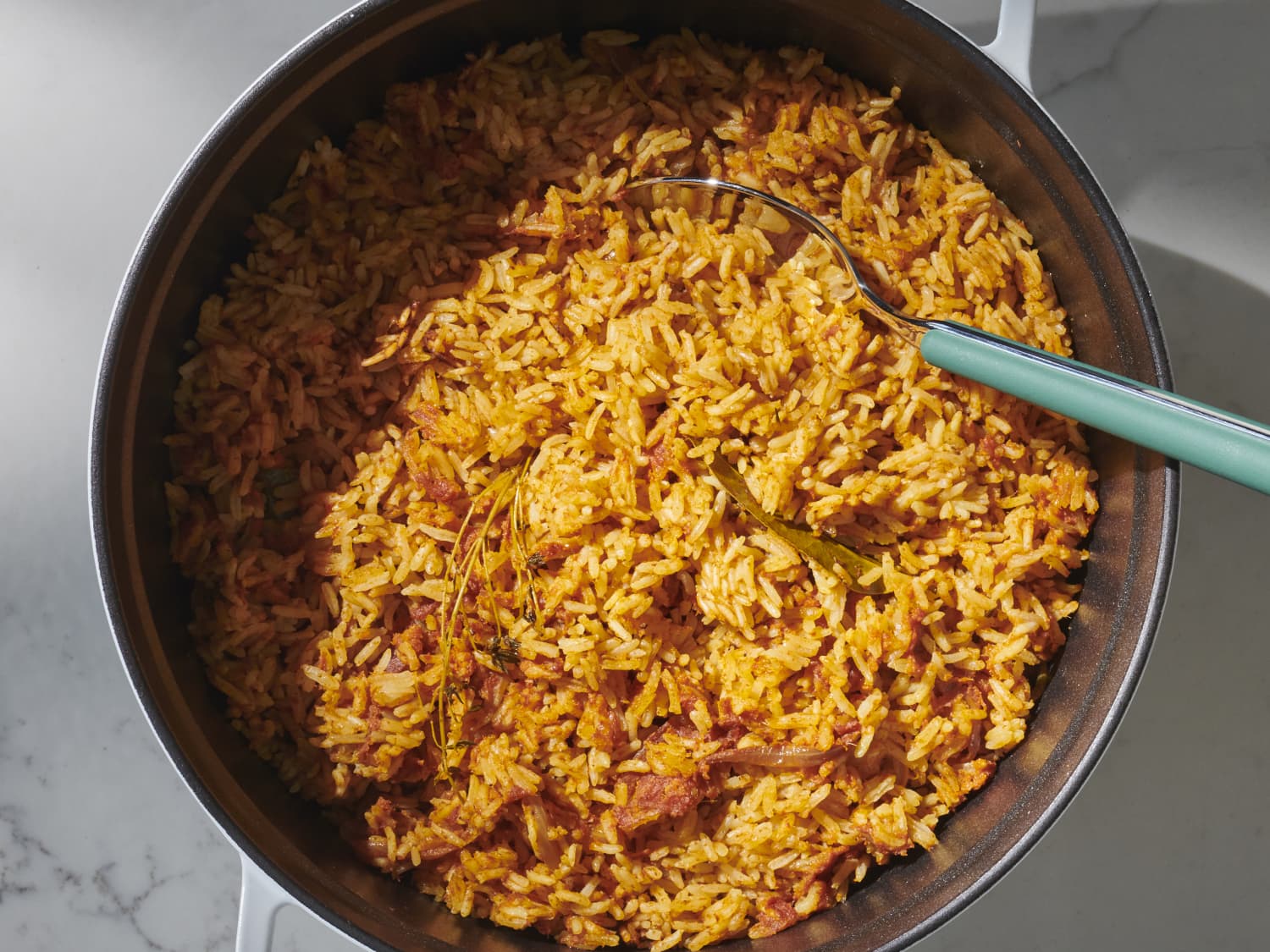 Jollof Rice Recipe: Smoky Jollof - Yummieliciouz
