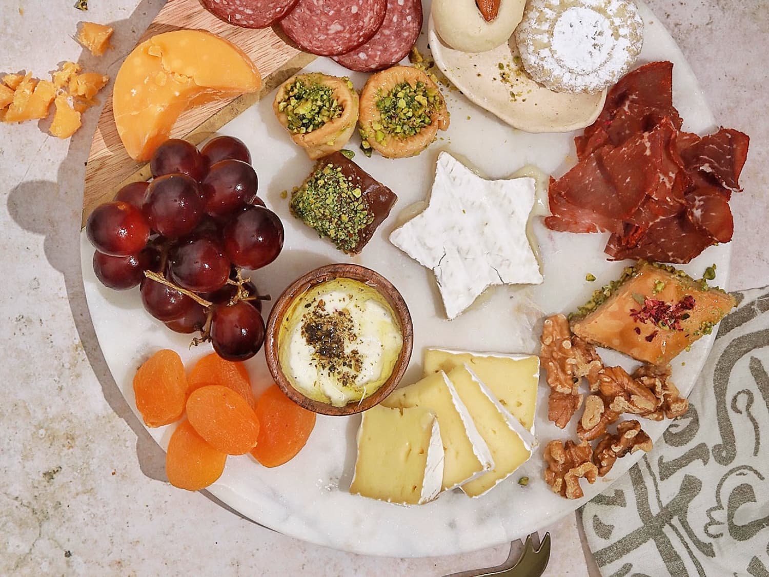 How I Create an Eid Grazing Board with Halal Goodies