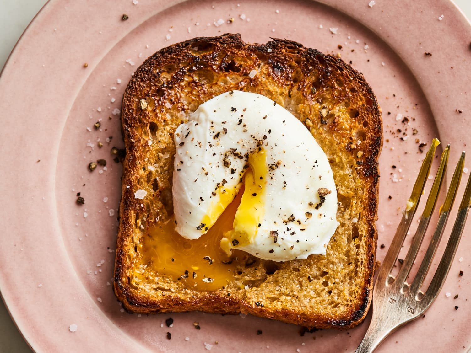 How to Make Perfect Poached Eggs