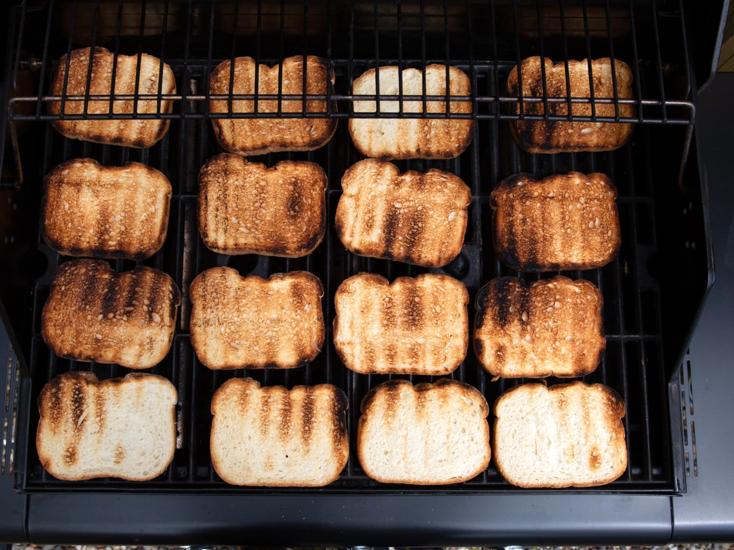 areal Kontrovers Cruelty How to Test Your Grill For Hot Spots | Kitchn
