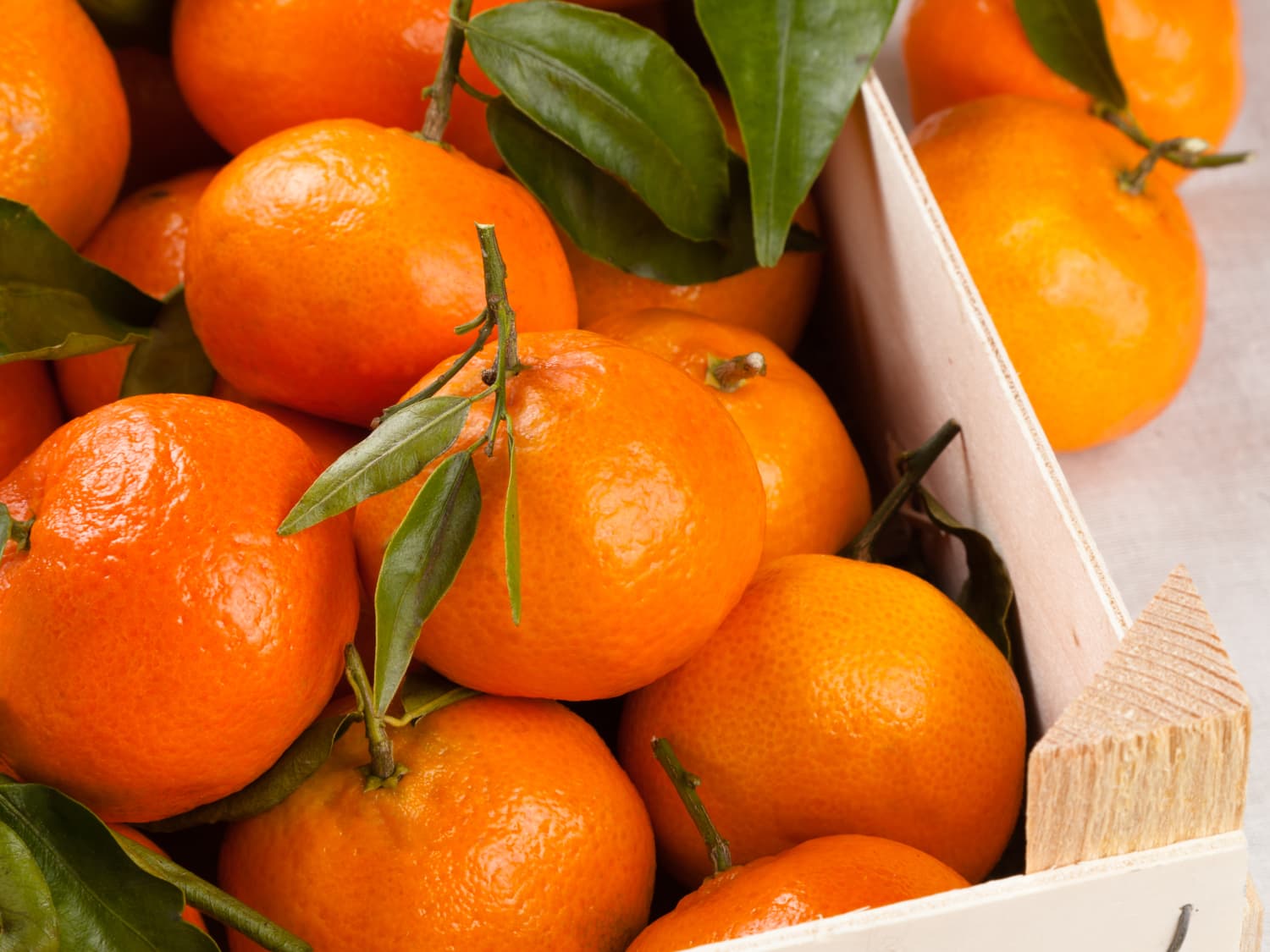 Pick a Perfect Crate of Clementines: Our 7 Tips to Help You Out