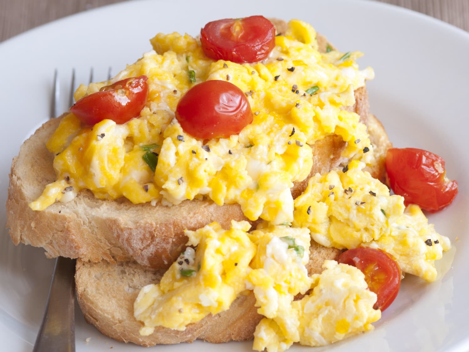 Avoid These 5 Common Mistakes When Making Scrambled Eggs Kitchn