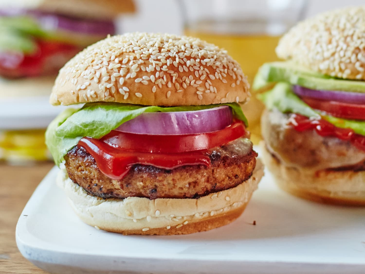 How To Make Juicy Turkey Burgers Easy Turkey Burger Recipe Kitchn