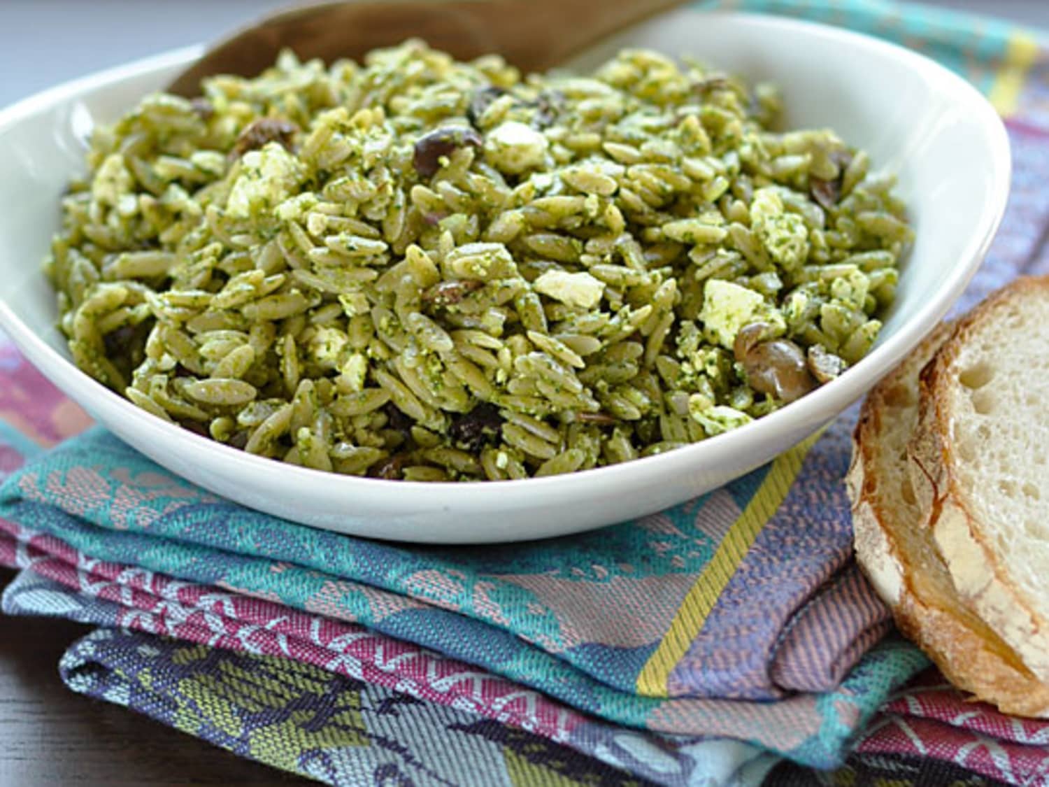 Recipe Orzo Salad With Spinach Pesto Olives Feta Kitchn