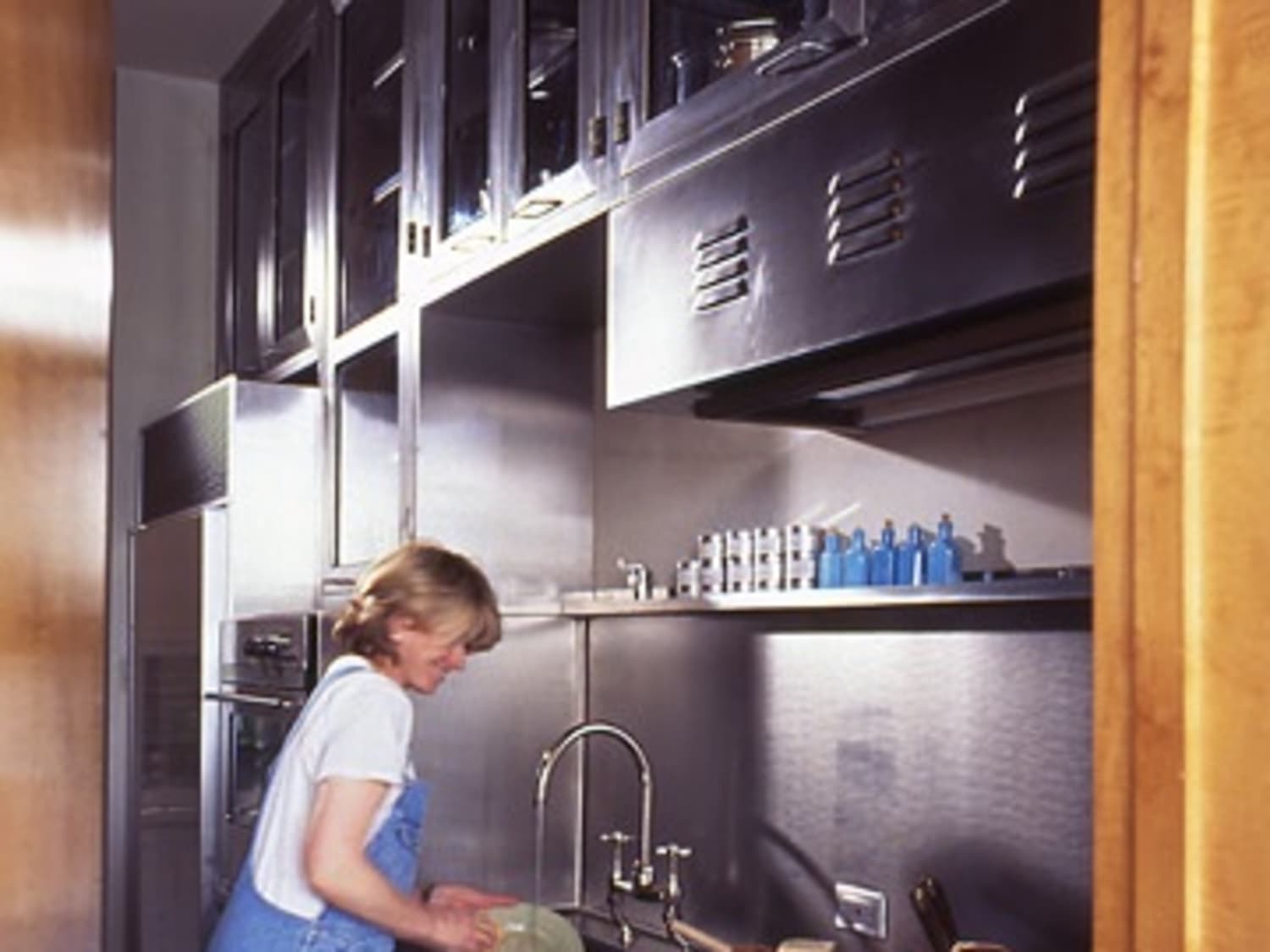 Martha Stewart S Sleek New York City Kitchen Kitchn
