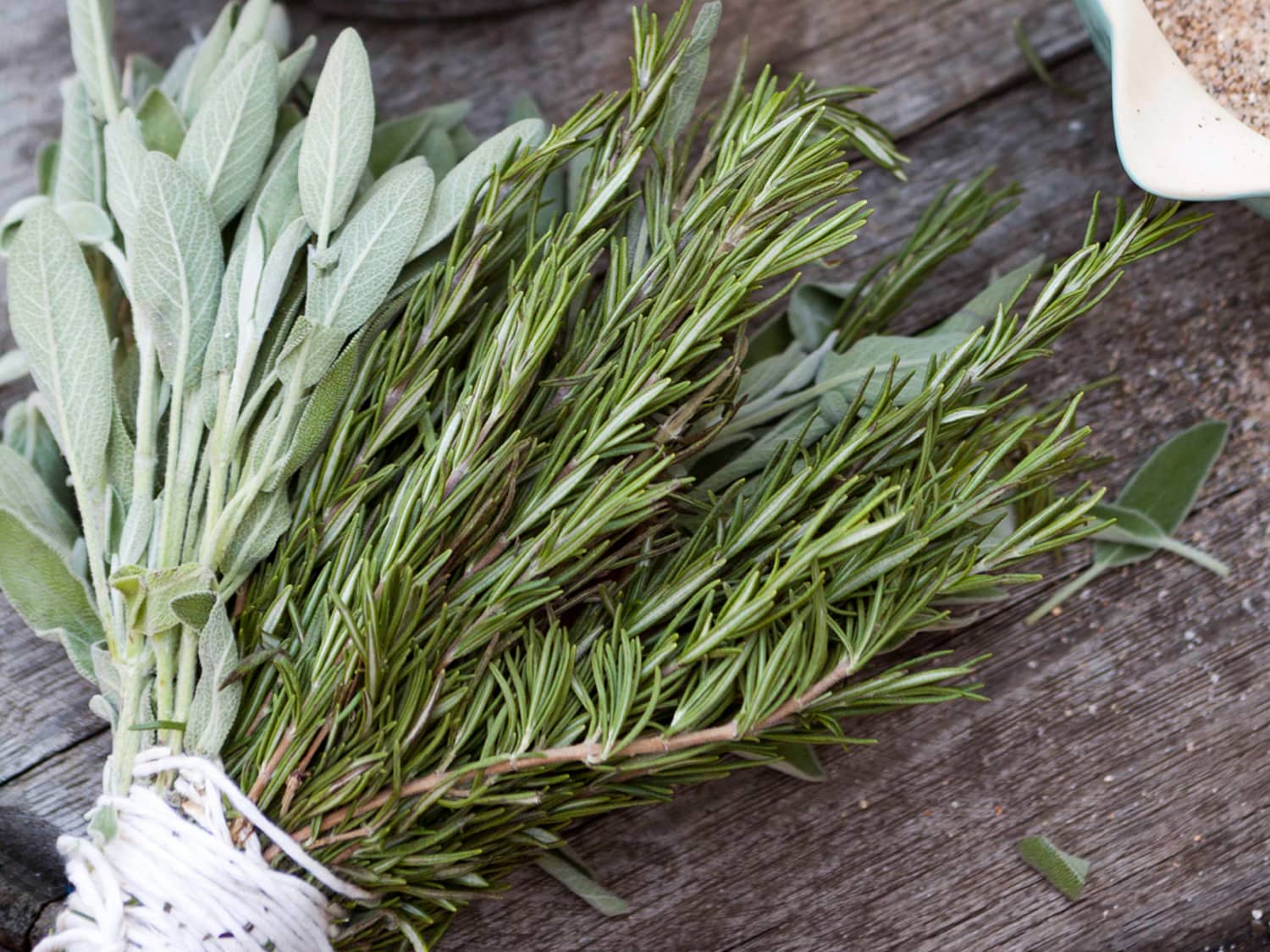 Why Should you use Dried Chives instead of Fresh?