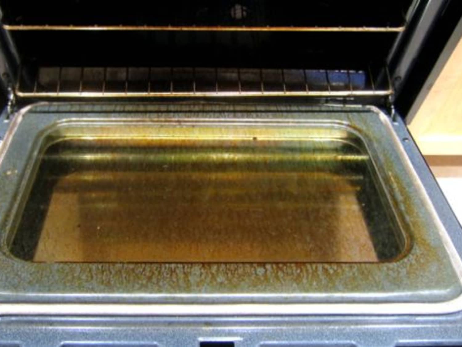 Self-Cleaning Ovens: Tips and Tricks