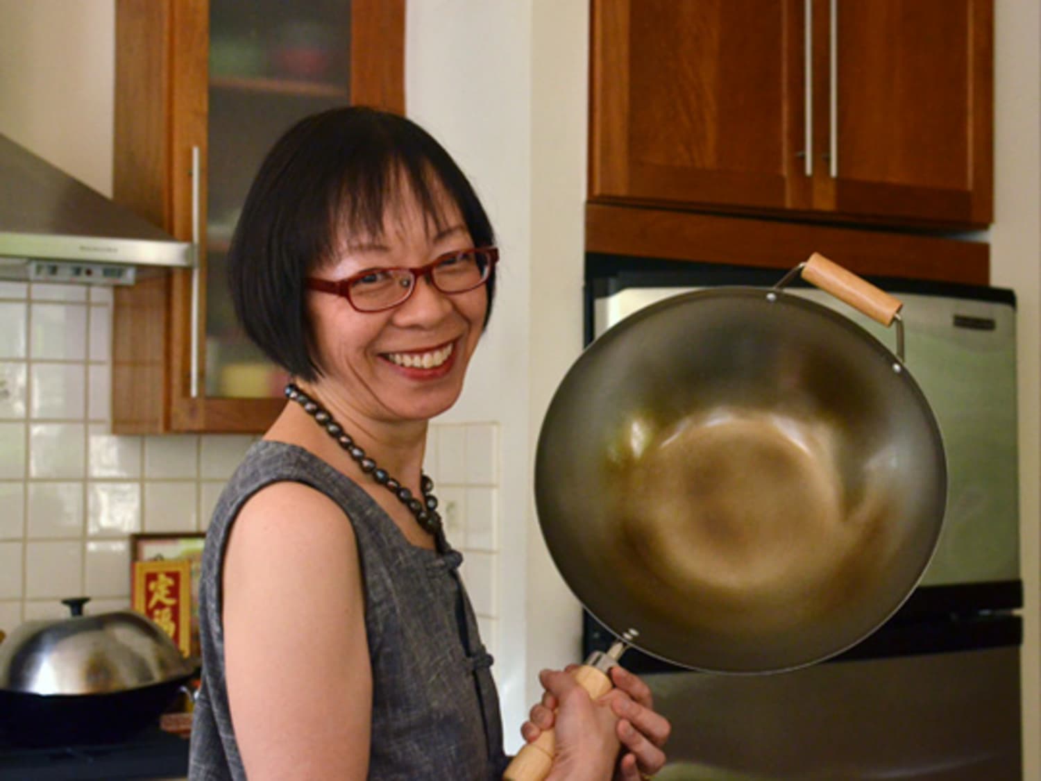 Master Quick and Healthy Wok Cooking: Grace Young's Best Stir ...