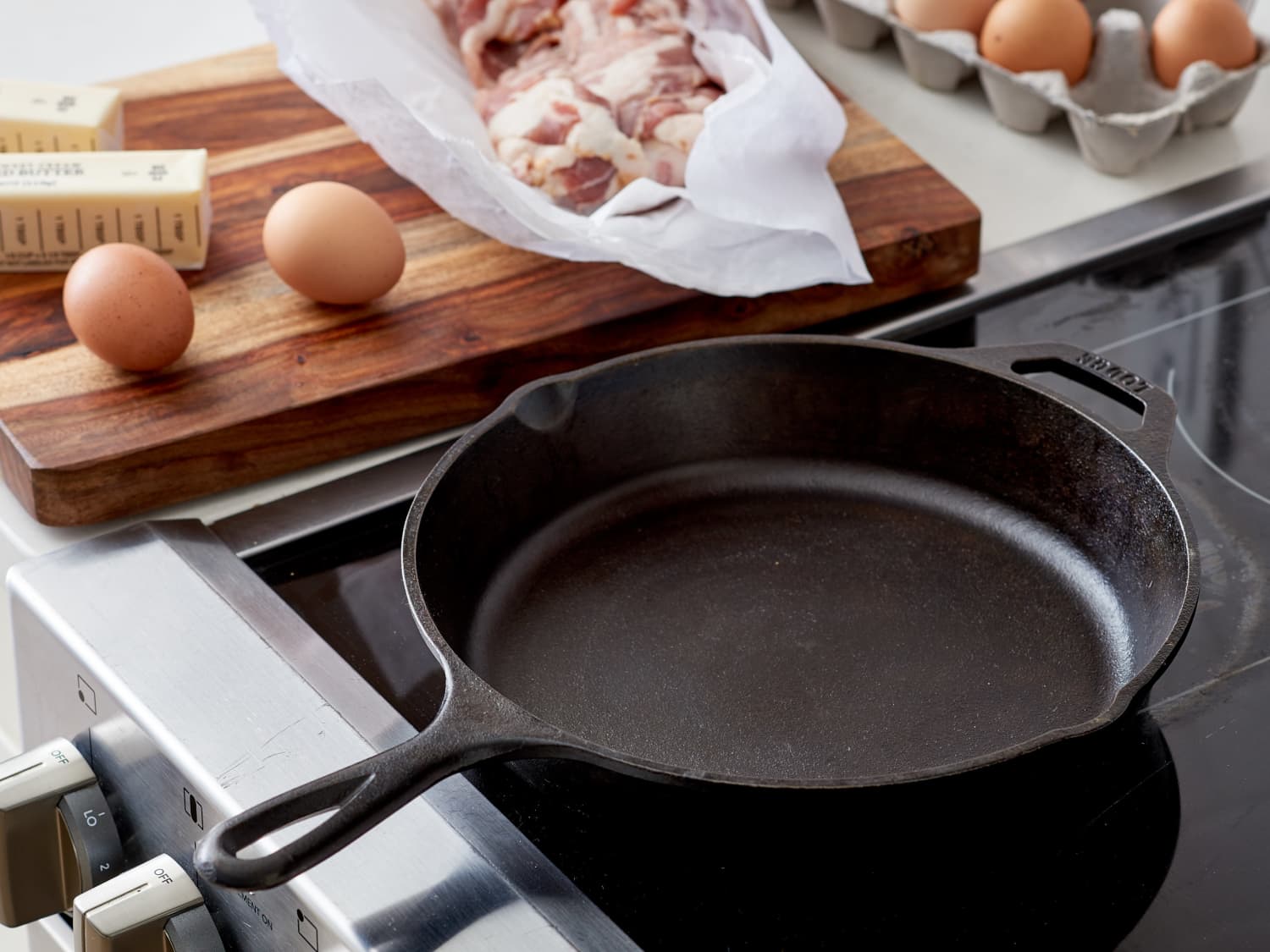 Is Cooking With Cast Iron Actually Healthier? | The Kitchn