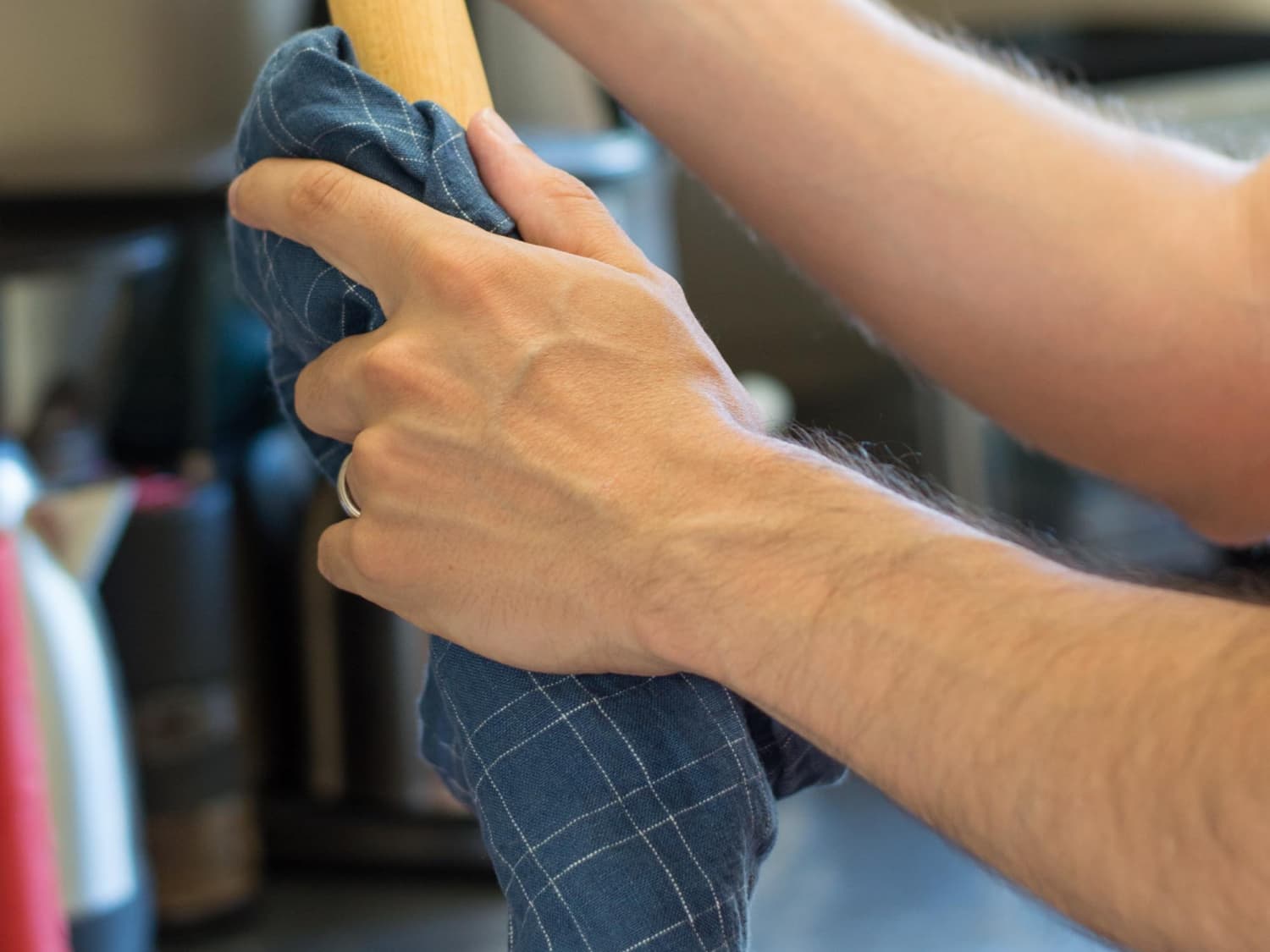 Kitchen Hacks 101: How to clean wooden rolling pin at home - Times of India