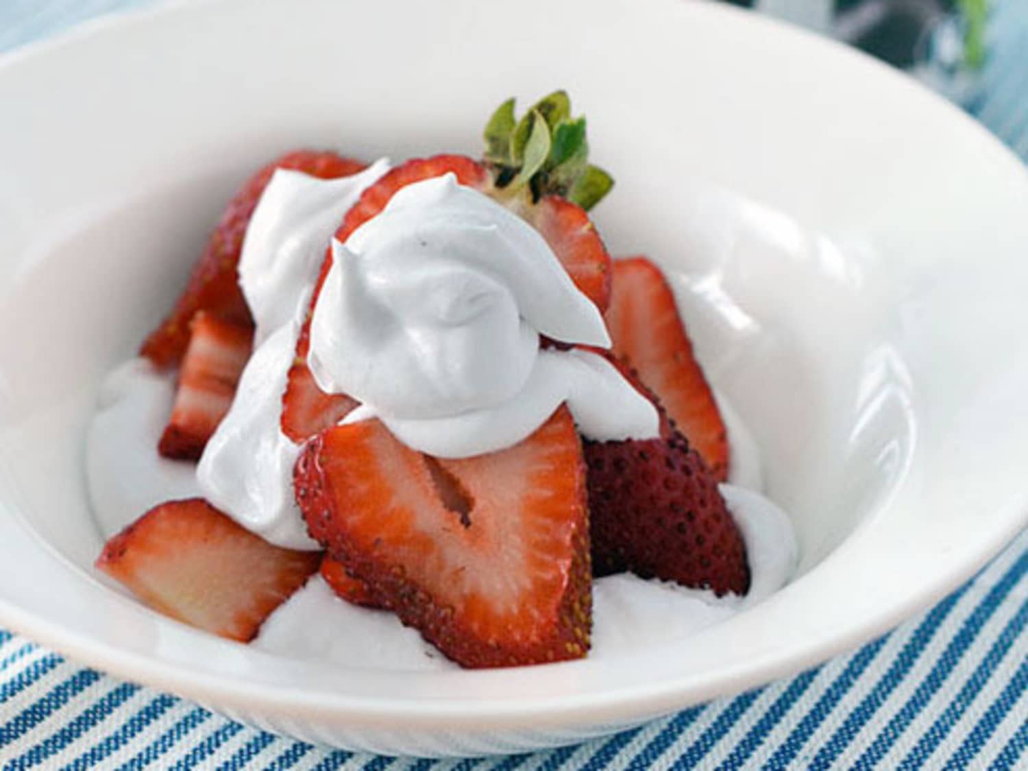 Coconut Whipped Cream - Just 3 Ingredients!