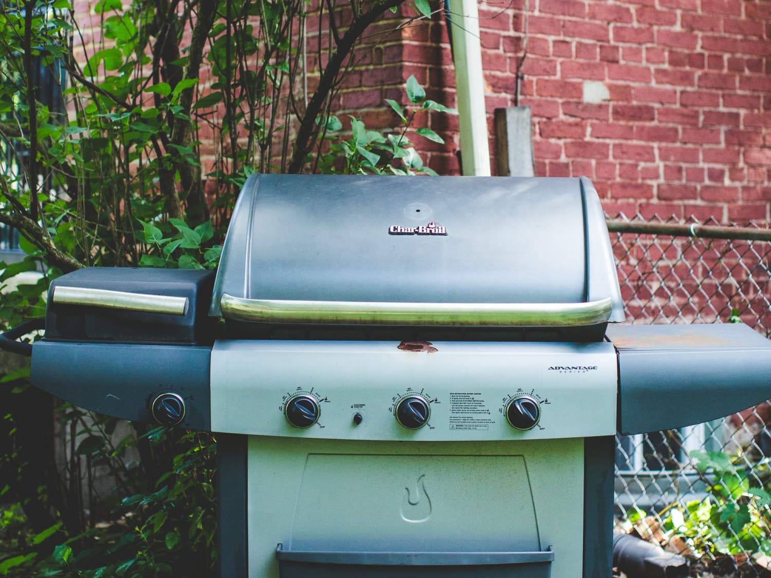 5 Mistakes To Avoid When Using A Gas Grill Kitchn