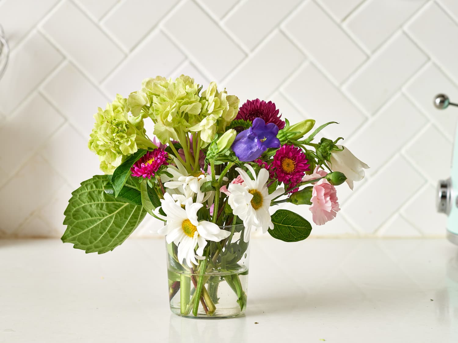 Hold Bunch Flowers Upside Down : They're a great way to ...