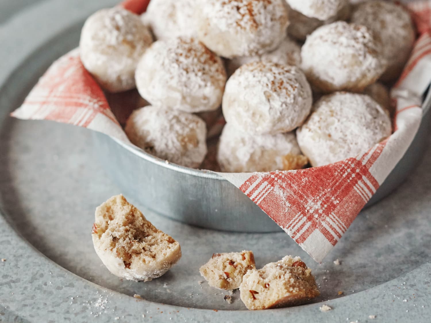 How To Make Spiced Mexican Wedding Cookies